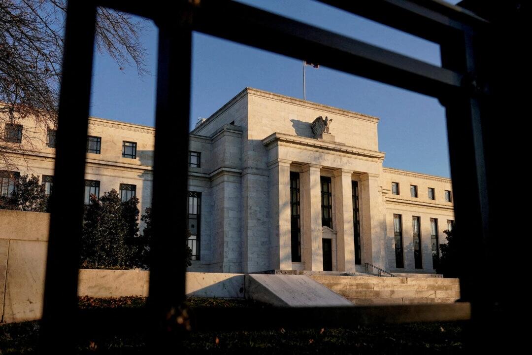Fed Drops ‘Reputation Risk’ From Bank Exams Amid Backlash To Debanking