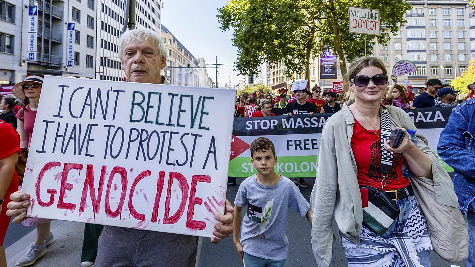 Another huge march ignored by corpoarate media