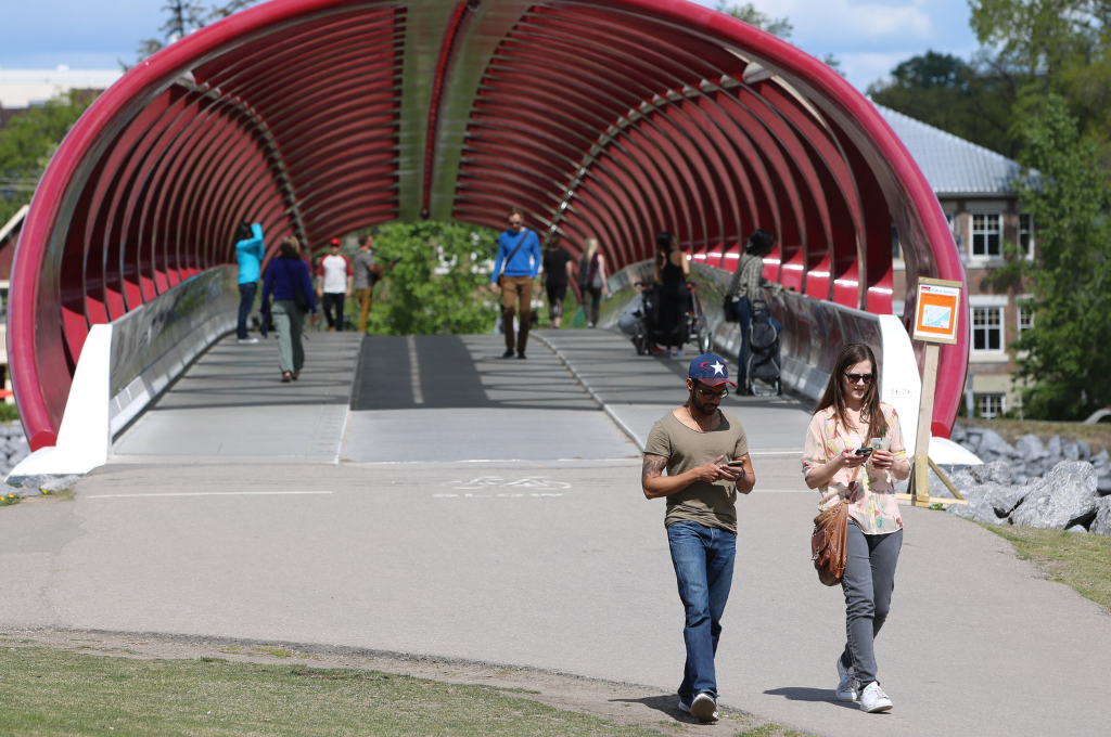 The Federal Government Is Banned From Collecting Your Location Data Without a Warrant, So It Buys the Same Data From Brokers Instead