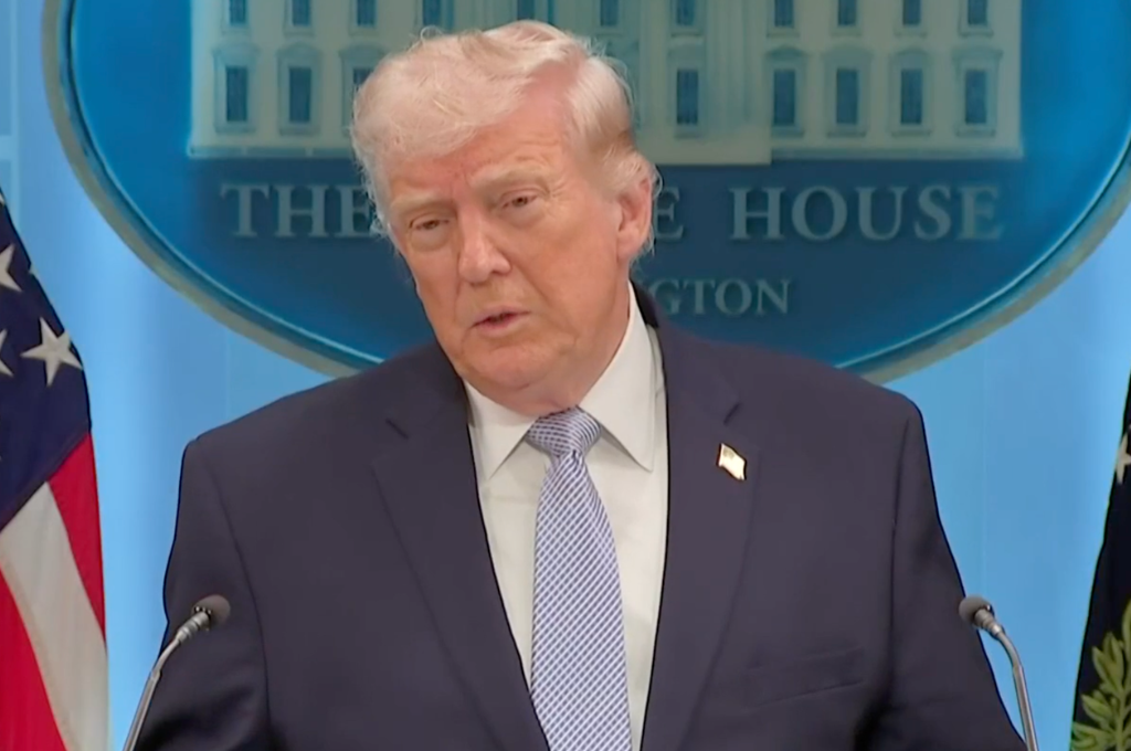 Trump threatens to jail journalists in hunt to find leaker of Iran fighter jet story